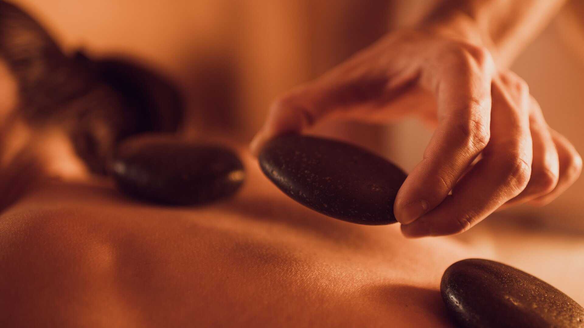 Hot Stone Massage Benefits